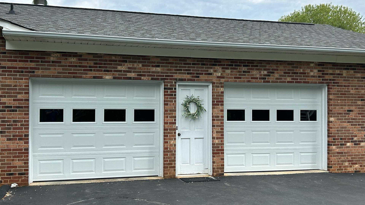 Garage Door Installation and Repair Near Me
