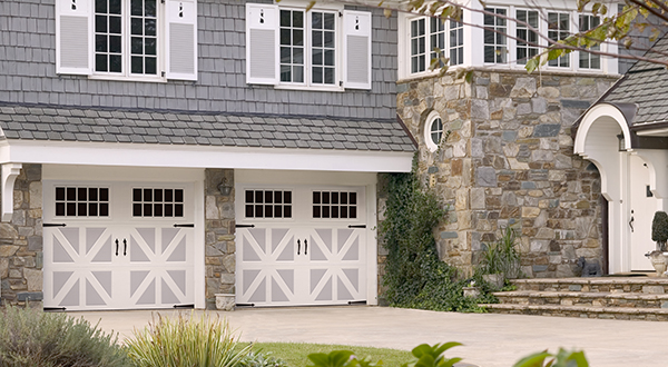 Classica-3 image Classica carriage house garage door, view 3